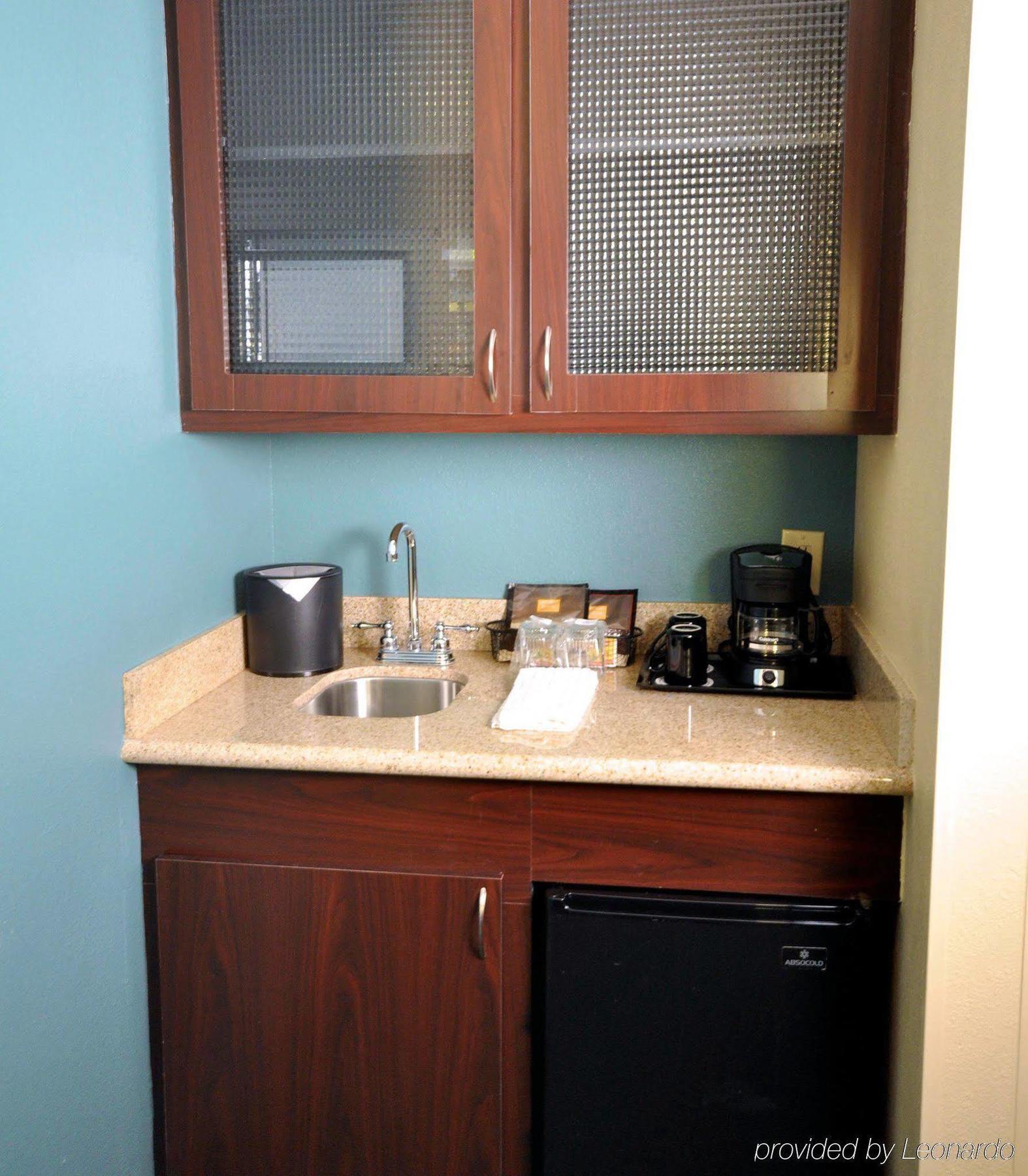 Springhill Suites Galveston Island Экстерьер фото