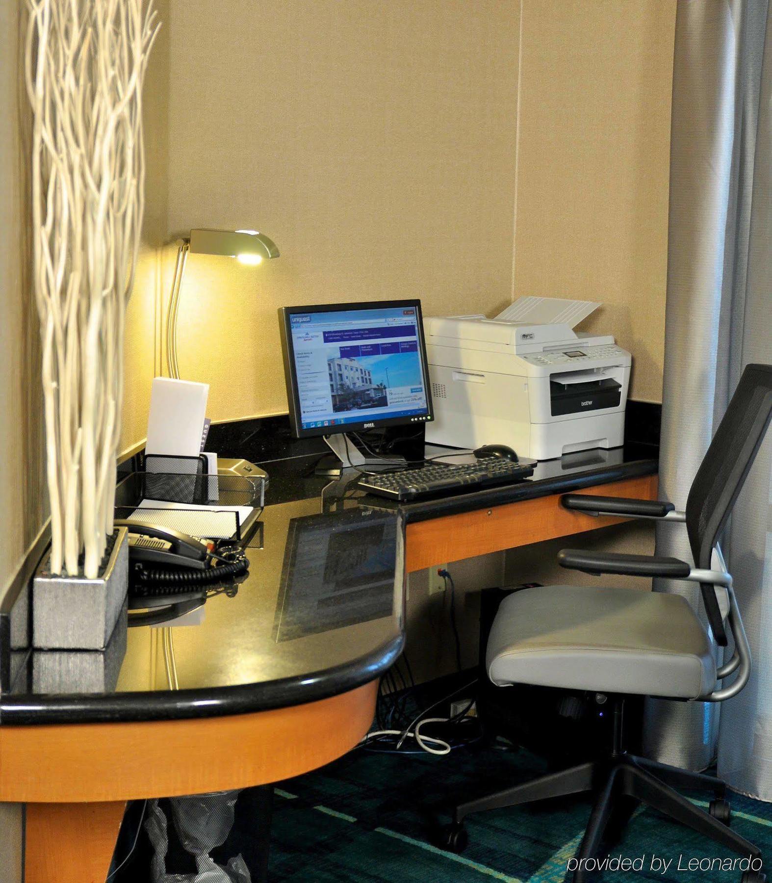 Springhill Suites Galveston Island Экстерьер фото